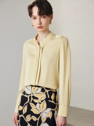 dongguan womenwear factory, dongguan womenwear supplier  ootd silk blouse silk pants silk top silk t shirt blouse women suits women shorts women coat women overcoat women pants women down coat women top women vest women silk slip women suspender women t shirt shape wear underwear women bra