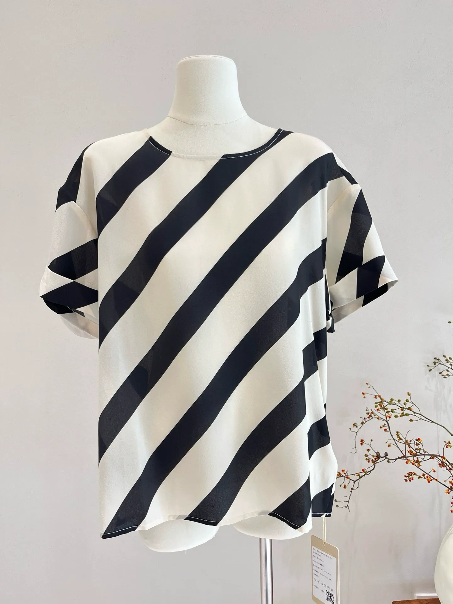 dongguan womenwear factory, dongguan womenwear  silk t shirt  supplier