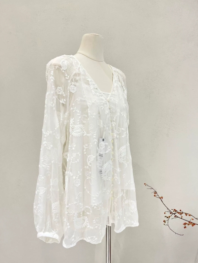 dongguan womenwear factory, dongguan womenwear supplier  ootd silk blouse silk pants silk top silk t shirt blouse women suits women shorts women coat women overcoat women pants women down coat women top women vest women silk slip women suspender women t shirt shape wear underwear women bra