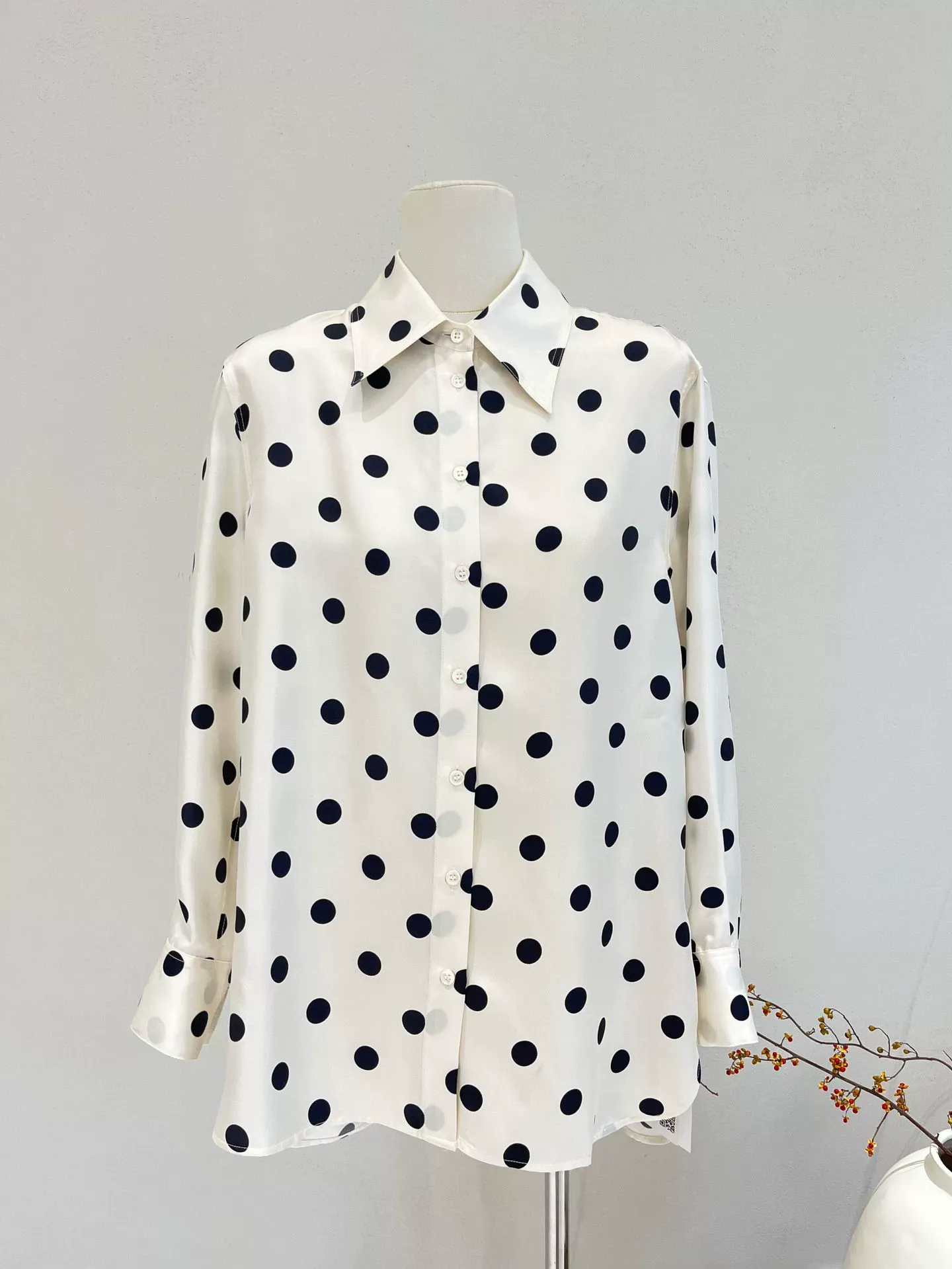 dongguan womenwear factory, dongguan womenwear  silk blouse  supplier
