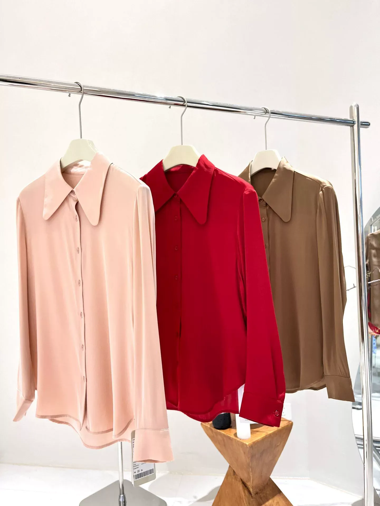 dongguan womenwear factory, dongguan womenwear  silk blouse  supplier