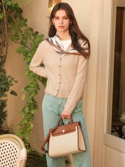 dongguan knitwear factory, dongguan knitwear supplier  cashmeres silk knitted top cardigan wool cardigan women sweater men sweater knitted dress knitted skirt knitted robe knitted overcoat knitted pullover knitted undershirts knitted top knitted vest knitted tank top knitted hoodie knitted t shirt knitted shirt knitted pants