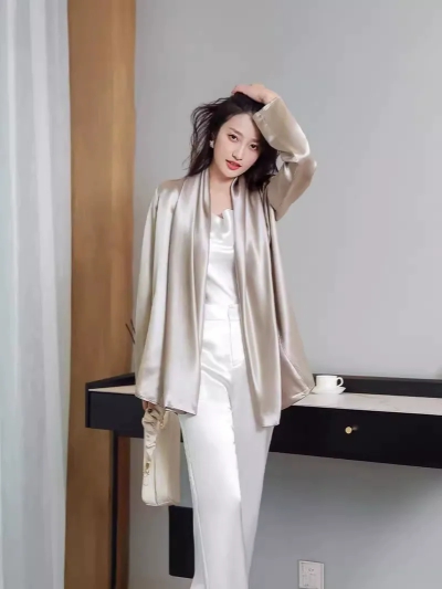 dongguan womenwear factory, dongguan womenwear supplier  ootd silk blouse silk pants silk top silk t shirt blouse women suits women shorts women coat women overcoat women pants women down coat women top women vest women silk slip women suspender women t shirt shape wear underwear women bra