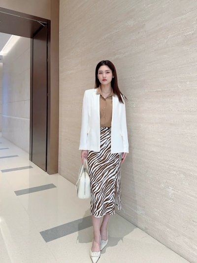 dongguan womenwear factory, dongguan womenwear women coat supplier