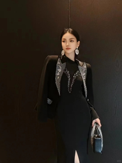 dongguan womenwear factory, dongguan womenwear supplier  ootd silk blouse silk pants silk top silk t shirt blouse women suits women shorts women coat women overcoat women pants women down coat women top women vest women silk slip women suspender women t shirt shape wear underwear women bra