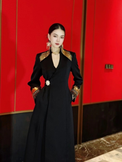 dongguan womenwear factory, dongguan womenwear supplier  ootd silk blouse silk pants silk top silk t shirt blouse women suits women shorts women coat women overcoat women pants women down coat women top women vest women silk slip women suspender women t shirt shape wear underwear women bra
