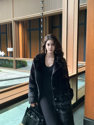 dongguan womenwear factory, dongguan womenwear supplier  ootd silk blouse silk pants silk top silk t shirt blouse women suits women shorts women coat women overcoat women pants women down coat women top women vest women silk slip women suspender women t shirt shape wear underwear women bra