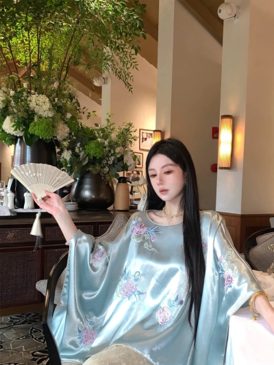 dongguan womenwear factory, dongguan womenwear supplier  ootd silk blouse silk pants silk top silk t shirt blouse women suits women shorts women coat women overcoat women pants women down coat women top women vest women silk slip women suspender women t shirt shape wear underwear women bra