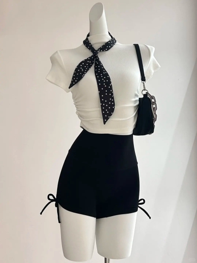 dongguan activewear factory, dongguan activewear supplier  sports bra yoga sets yoga jumpsuits yoga leggings yoga top yoga shorts active sets active tank top active vest active shorts active t shirt active dress active skirt active outfitter tennis dress bell bottoms