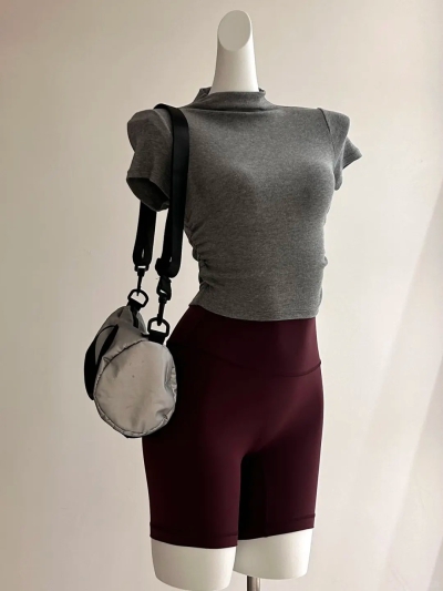 dongguan activewear factory, dongguan activewear supplier  sports bra yoga sets yoga jumpsuits yoga leggings yoga top yoga shorts active sets active tank top active vest active shorts active t shirt active dress active skirt active outfitter tennis dress bell bottoms