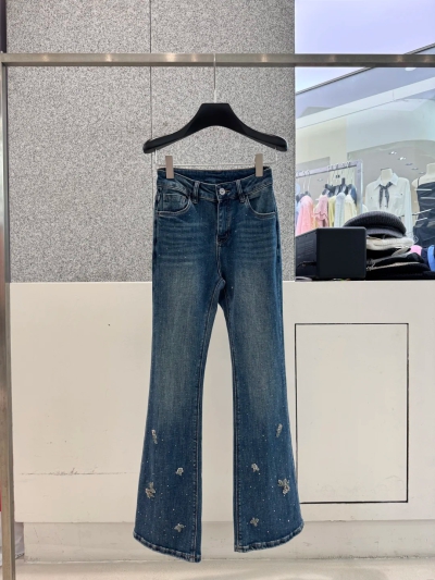 dongguan streetwear factory, dongguan streetwear supplier  men jeans men coat men down coat women jeans cargo pants casual pants t shirt washed t shirt cropped t shirt polo shirt hoodie jogger women jogger jacket rush guard baseball jacket men shirt men vest casual shirt hawaii shirt