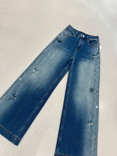 dongguan streetwear factory, dongguan streetwear  women jeans  supplier