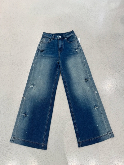 dongguan streetwear factory, dongguan streetwear supplier  men jeans men coat men down coat women jeans cargo pants casual pants t shirt washed t shirt cropped t shirt polo shirt hoodie jogger women jogger jacket rush guard baseball jacket men shirt men vest casual shirt hawaii shirt