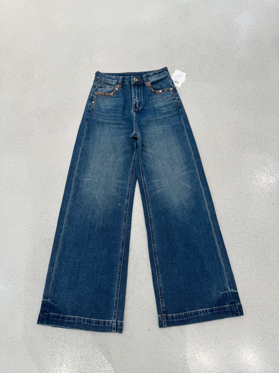 dongguan streetwear factory, dongguan streetwear  women jeans  supplier
