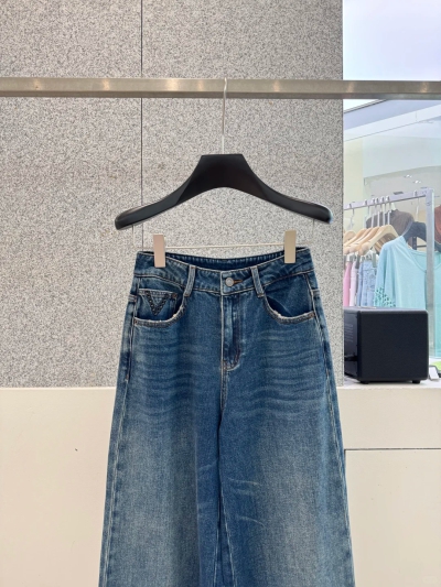 dongguan streetwear factory, dongguan streetwear  women jeans  supplier