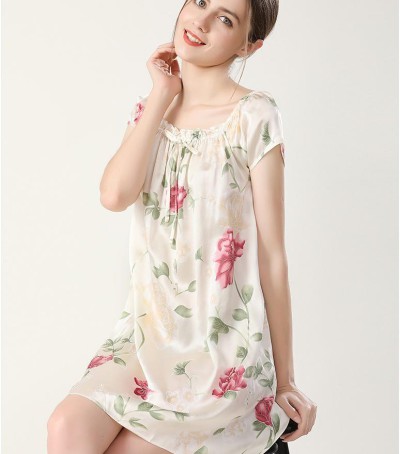 dongguan silk robe dongguan silk slip dongguan silk sleep dress dongguan silk pajamas dongguan sexy pajamas dongguan men silk pajamas dongguan lingerie dongguan underwear dongguan  