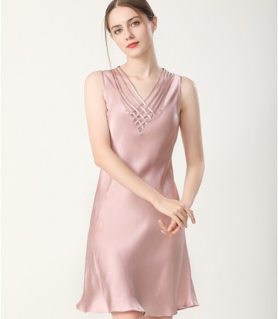 dongguan silk robe dongguan silk slip dongguan silk sleep dress dongguan silk pajamas dongguan sexy pajamas dongguan men silk pajamas dongguan lingerie dongguan underwear dongguan  