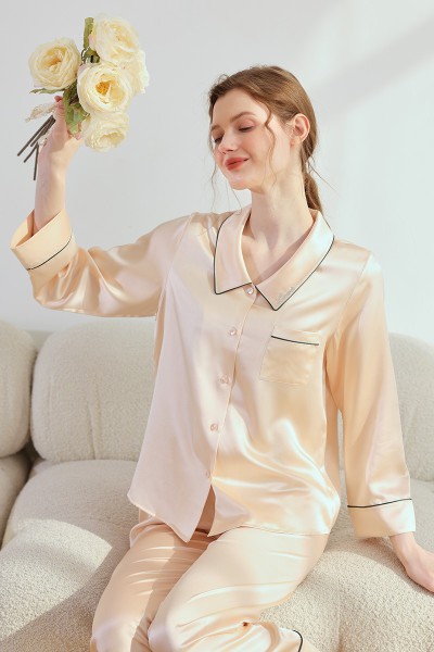 dongguan silk robe dongguan silk slip dongguan silk sleep dress dongguan silk pajamas dongguan sexy pajamas dongguan men silk pajamas dongguan lingerie dongguan underwear dongguan  