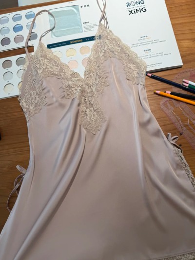 dongguan silk robe dongguan silk slip dongguan silk sleep dress dongguan silk pajamas dongguan sexy pajamas dongguan men silk pajamas dongguan lingerie dongguan underwear dongguan  