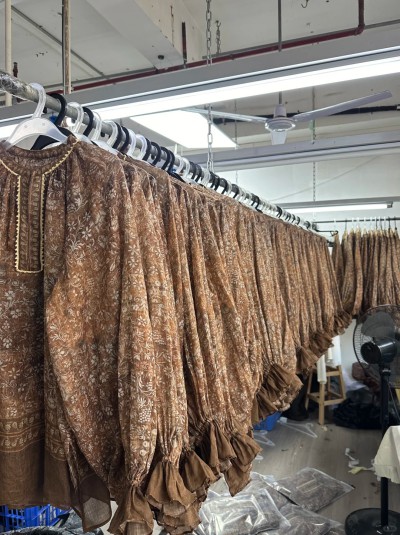 dongguan ootd dongguan women pants dongguan women shorts dongguan tops dongguan blouse dongguan silk blouse dongguan dress dongguan silk dress dongguan skirt dress dongguan women blazer dongguan boutique 