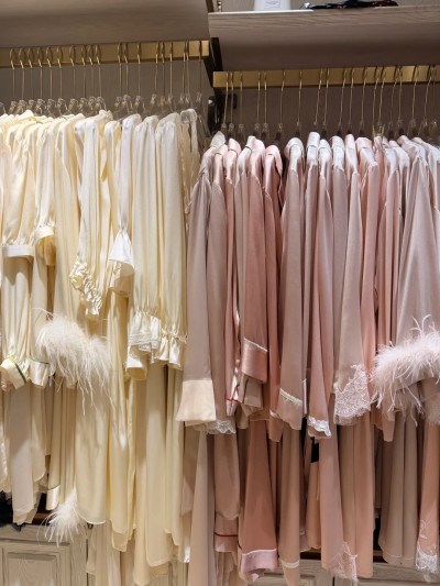 dongguan essentials dongguan hoodie dongguan t shirt dongguan shirt dongguan polo shirt dongguan coat dongguan jacket dongguan sweatpants dongguan pants dongguan shorts dongguan crop t shirt 