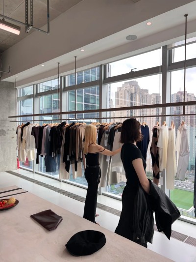 dongguan essentials dongguan hoodie dongguan t shirt dongguan shirt dongguan polo shirt dongguan coat dongguan jacket dongguan sweatpants dongguan pants dongguan shorts dongguan crop t shirt 