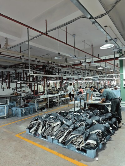 dongguan essentials dongguan hoodie dongguan t shirt dongguan shirt dongguan polo shirt dongguan coat dongguan jacket dongguan sweatpants dongguan pants dongguan shorts dongguan crop t shirt 