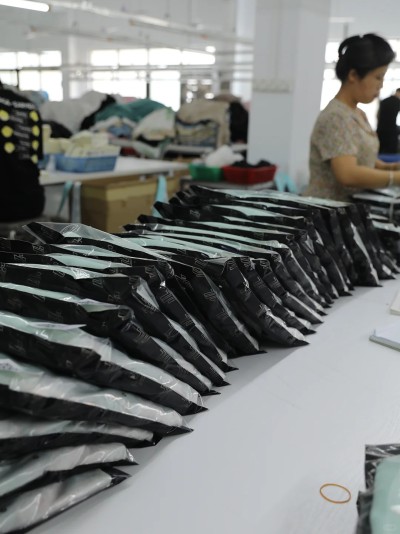 dongguan essentials dongguan hoodie dongguan t shirt dongguan shirt dongguan polo shirt dongguan coat dongguan jacket dongguan sweatpants dongguan pants dongguan shorts dongguan crop t shirt 