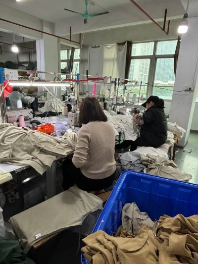 dongguan essentials dongguan hoodie dongguan t shirt dongguan shirt dongguan polo shirt dongguan coat dongguan jacket dongguan sweatpants dongguan pants dongguan shorts dongguan crop t shirt 