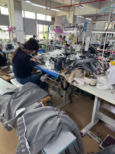 dongguan essentials dongguan hoodie dongguan t shirt dongguan shirt dongguan polo shirt dongguan coat dongguan jacket dongguan sweatpants dongguan pants dongguan shorts dongguan crop t shirt 